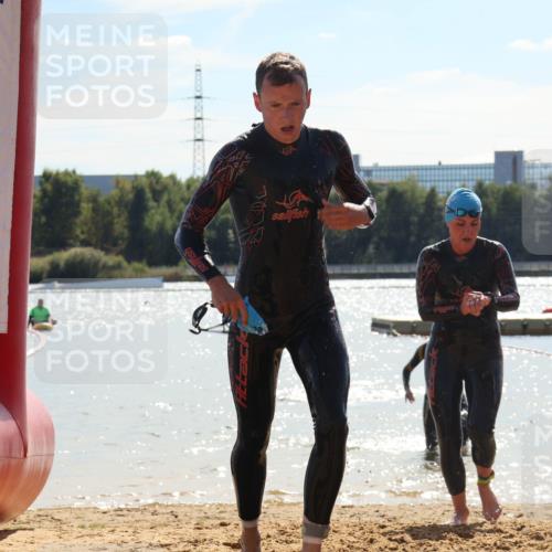 07.09.2025 - 19. Norderstedt Triathlon Luisa Fischer http://msf.ph/oto/8760435 07.09.2025 14:16:02 Schwimmen 444, 479, 1506 meine-sportfotos.de