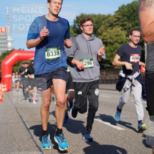 07.09.2025 - BARMER Alsterlauf Yannick Fuchs http://msf.ph/oto/8760436 07.09.2025 09:40:09 Laufen 8339, 296, 4068, 16136, 26 meine-sportfotos.de