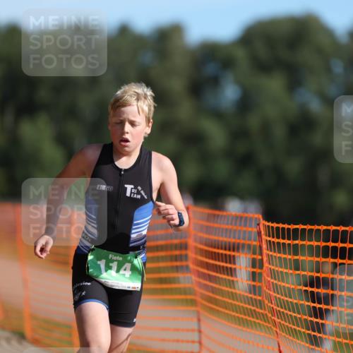 07.09.2025 - 19. Norderstedt Triathlon Michael Strokosch http://msf.ph/oto/8760448 07.09.2025 10:45:18 Laufen 70, 114, 668, 682 meine-sportfotos.de
