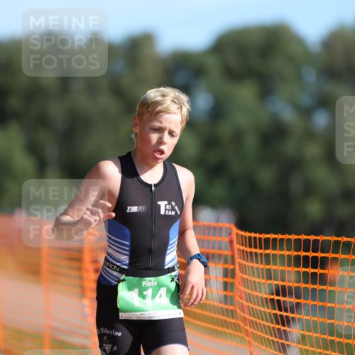 07.09.2025 - 19. Norderstedt Triathlon Michael Strokosch http://msf.ph/oto/8760460 07.09.2025 10:45:18 Laufen 70, 114, 668, 682 meine-sportfotos.de