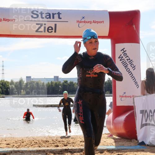 07.09.2025 - 19. Norderstedt Triathlon Luisa Fischer http://msf.ph/oto/8760478 07.09.2025 14:16:05 Schwimmen 444, 479, 1506 meine-sportfotos.de