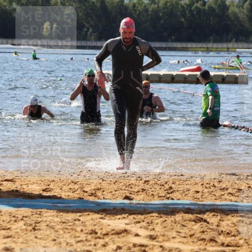 07.09.2025 - 19. Norderstedt Triathlon Luisa Fischer http://msf.ph/oto/8760488 07.09.2025 12:07:02 Schwimmen 283, 288, 1396 meine-sportfotos.de