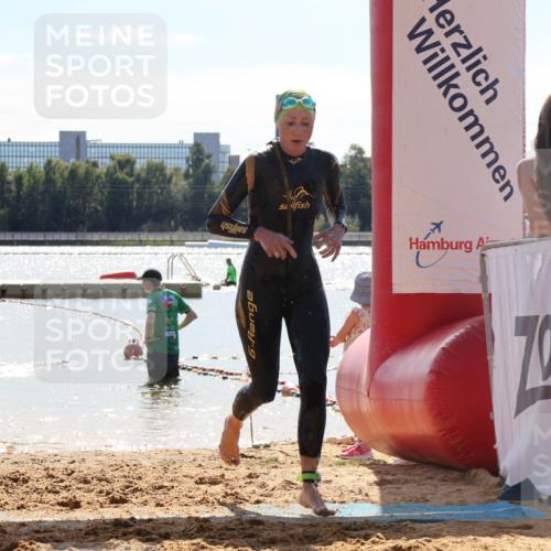 07.09.2025 - 19. Norderstedt Triathlon Luisa Fischer http://msf.ph/oto/8760491 07.09.2025 14:16:08 Schwimmen 444, 479, 1506 meine-sportfotos.de