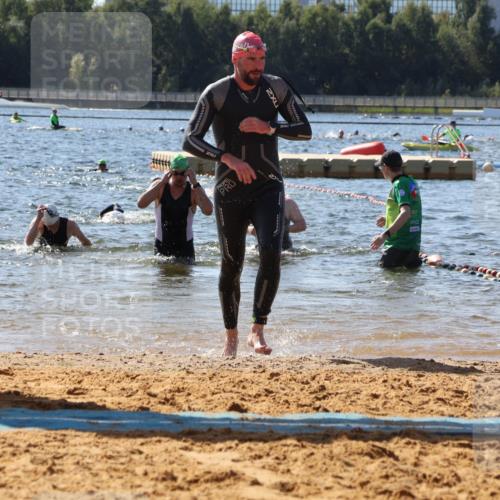 07.09.2025 - 19. Norderstedt Triathlon Luisa Fischer http://msf.ph/oto/8760492 07.09.2025 12:07:02 Schwimmen 283, 288, 1396 meine-sportfotos.de