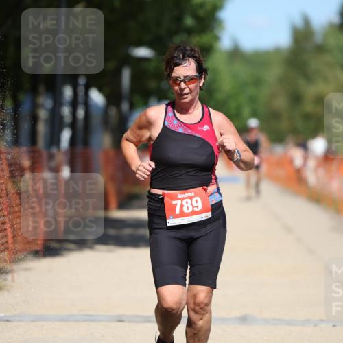 07.09.2025 - 19. Norderstedt Triathlon Michael Strokosch http://msf.ph/oto/8760496 07.09.2025 13:16:03 Laufen 789 meine-sportfotos.de