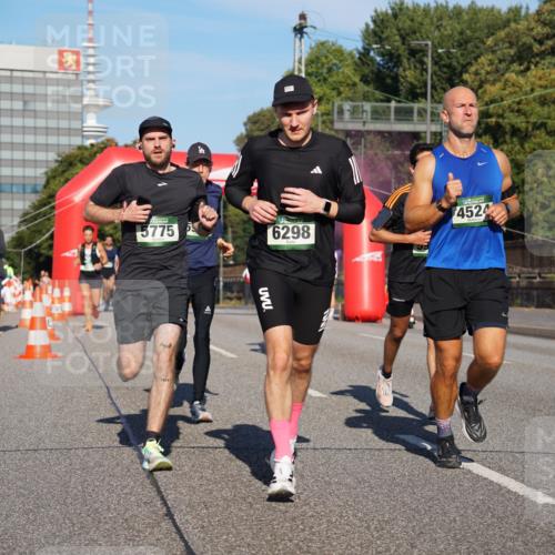 07.09.2025 - BARMER Alsterlauf Yannick Fuchs http://msf.ph/oto/8760498 07.09.2025 09:40:12 Laufen 6, 5775, 6298, 4524 meine-sportfotos.de