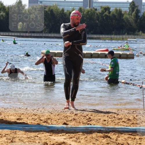 07.09.2025 - 19. Norderstedt Triathlon Luisa Fischer http://msf.ph/oto/8760501 07.09.2025 12:07:03 Schwimmen 283, 288 meine-sportfotos.de