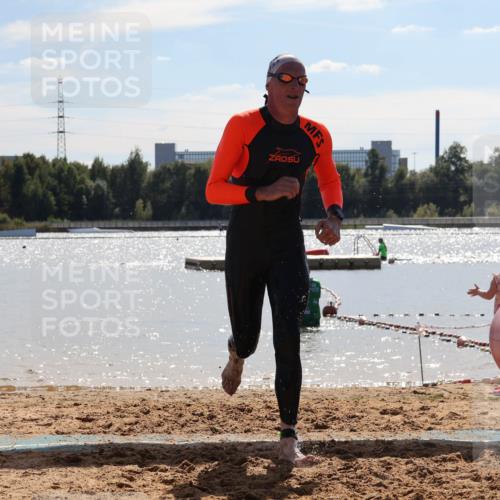 07.09.2025 - 19. Norderstedt Triathlon Luisa Fischer http://msf.ph/oto/8760532 07.09.2025 14:16:16 Schwimmen 444, 479, 1483 meine-sportfotos.de