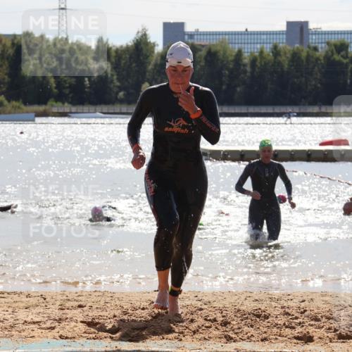07.09.2025 - 19. Norderstedt Triathlon Luisa Fischer http://msf.ph/oto/8760540 07.09.2025 14:17:16 Schwimmen 473, 1491 meine-sportfotos.de