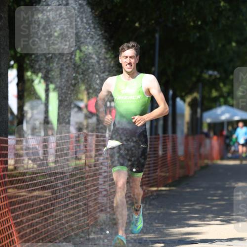 07.09.2025 - 19. Norderstedt Triathlon Michael Strokosch http://msf.ph/oto/8760564 07.09.2025 14:58:37 Laufen 1003, 1016 meine-sportfotos.de