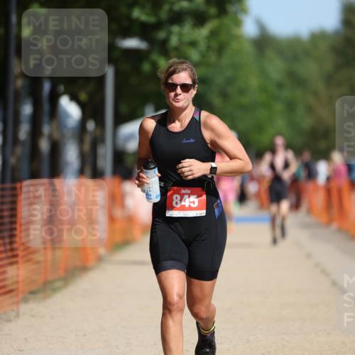 07.09.2025 - 19. Norderstedt Triathlon Michael Strokosch http://msf.ph/oto/8760568 07.09.2025 12:07:15 Laufen 821, 845 meine-sportfotos.de