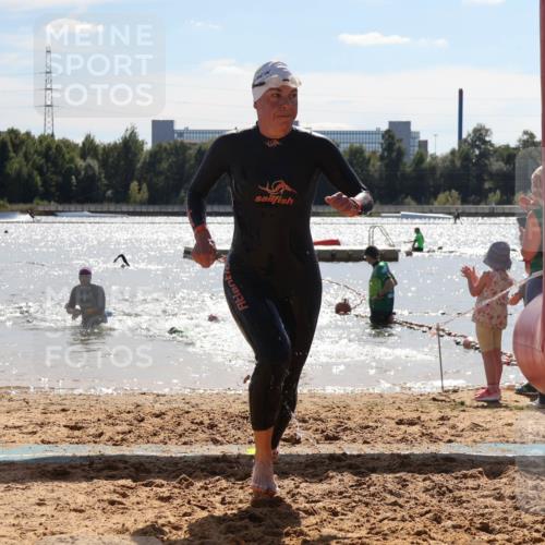 07.09.2025 - 19. Norderstedt Triathlon Luisa Fischer http://msf.ph/oto/8760573 07.09.2025 14:17:17 Schwimmen 473, 1491 meine-sportfotos.de