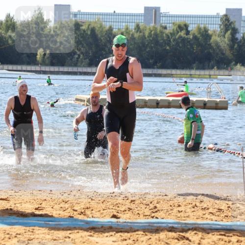 07.09.2025 - 19. Norderstedt Triathlon Luisa Fischer http://msf.ph/oto/8760582 07.09.2025 12:07:08 Schwimmen 188, 283, 288, 308, 783 meine-sportfotos.de