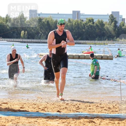 07.09.2025 - 19. Norderstedt Triathlon Luisa Fischer http://msf.ph/oto/8760587 07.09.2025 12:07:08 Schwimmen 188, 283, 288, 308, 783 meine-sportfotos.de