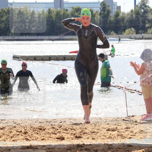 07.09.2025 - 19. Norderstedt Triathlon Luisa Fischer http://msf.ph/oto/8760594 07.09.2025 14:17:20 Schwimmen 473, 1491, 1496 meine-sportfotos.de