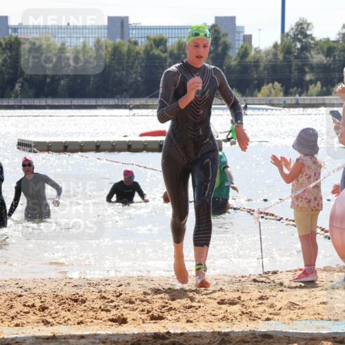 07.09.2025 - 19. Norderstedt Triathlon Luisa Fischer http://msf.ph/oto/8760599 07.09.2025 14:17:20 Schwimmen 473, 1491, 1496 meine-sportfotos.de