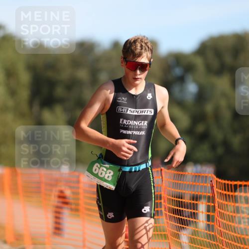 07.09.2025 - 19. Norderstedt Triathlon Michael Strokosch http://msf.ph/oto/8760604 07.09.2025 10:45:23 Laufen 57, 89, 104, 114, 668, 670 meine-sportfotos.de