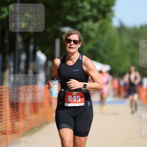 07.09.2025 - 19. Norderstedt Triathlon Michael Strokosch http://msf.ph/oto/8760606 07.09.2025 12:07:15 Laufen 821, 845 meine-sportfotos.de