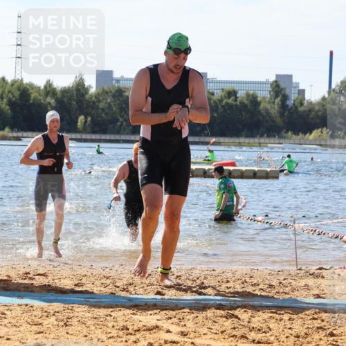 07.09.2025 - 19. Norderstedt Triathlon Luisa Fischer http://msf.ph/oto/8760621 07.09.2025 12:07:10 Schwimmen 188, 283, 288, 308, 783, 814 meine-sportfotos.de