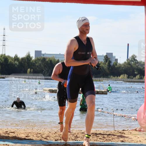 07.09.2025 - 19. Norderstedt Triathlon Luisa Fischer http://msf.ph/oto/8760635 07.09.2025 12:07:13 Schwimmen 188, 283, 288, 308, 783, 814 meine-sportfotos.de