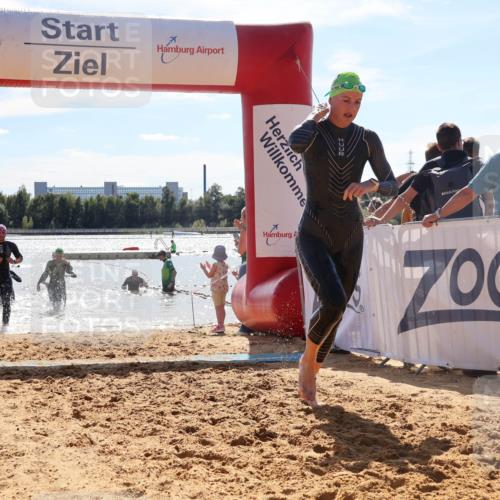 07.09.2025 - 19. Norderstedt Triathlon Luisa Fischer http://msf.ph/oto/8760641 07.09.2025 14:17:23 Schwimmen 447, 473, 1491, 1496 meine-sportfotos.de