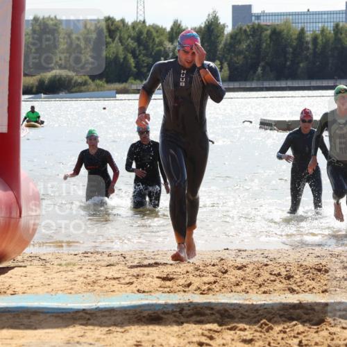 07.09.2025 - 19. Norderstedt Triathlon Luisa Fischer http://msf.ph/oto/8760652 07.09.2025 14:17:24 Schwimmen 440, 441, 447, 473, 1491, 1496 meine-sportfotos.de