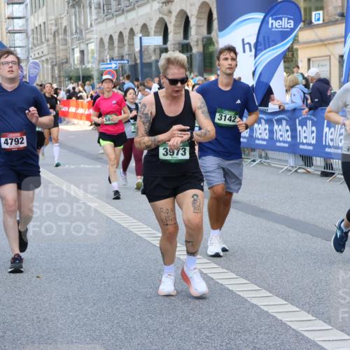 07.09.2025 - BARMER Alsterlauf Strokosch-Dieckow http://msf.ph/oto/8760662 07.09.2025 10:12:52 Ziel 2077, 2080, 2289, 2323, 2550, 2659, 2660, 3012, 3013, 3125, 3161, 3162, 3217, 3257, 3390, 3409, 3487, 3761, 3863, 4220, 4398, 4686, 4950, 5386, 5731, 5803, 5817, 5818, 5974, 5975, 6050, 8002, 8048 meine-sportfotos.de