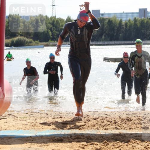 07.09.2025 - 19. Norderstedt Triathlon Luisa Fischer http://msf.ph/oto/8760669 07.09.2025 14:17:25 Schwimmen 440, 441, 447, 455, 473, 1491, 1496 meine-sportfotos.de