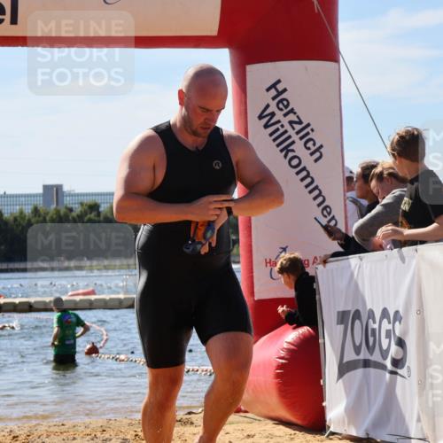 07.09.2025 - 19. Norderstedt Triathlon Luisa Fischer http://msf.ph/oto/8760670 07.09.2025 12:07:15 Schwimmen 188, 288, 308, 783, 814 meine-sportfotos.de