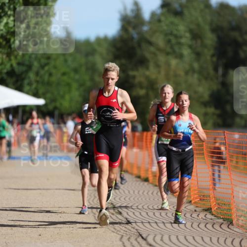 07.09.2025 - 19. Norderstedt Triathlon Michael Strokosch http://msf.ph/oto/8760673 07.09.2025 10:45:26 Laufen 57, 89, 104, 668, 669, 670 meine-sportfotos.de