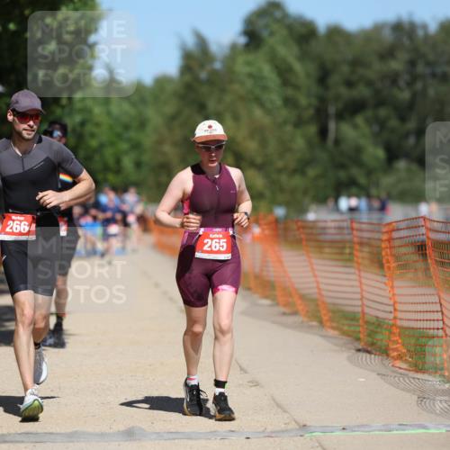 07.09.2025 - 19. Norderstedt Triathlon Michael Strokosch http://msf.ph/oto/8760683 07.09.2025 13:16:26 Laufen 265, 266, 1238 meine-sportfotos.de