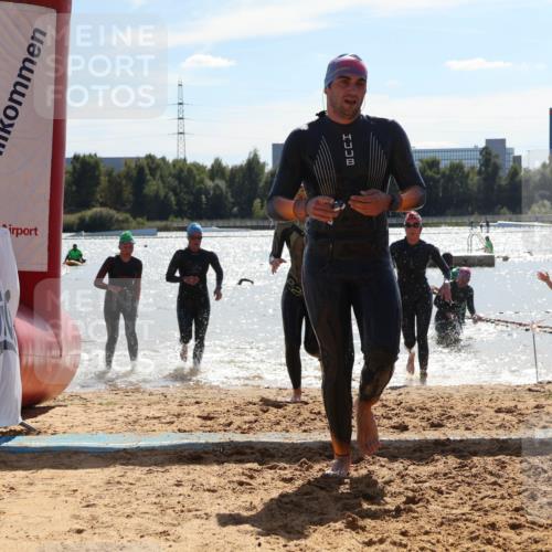07.09.2025 - 19. Norderstedt Triathlon Luisa Fischer http://msf.ph/oto/8760703 07.09.2025 14:17:27 Schwimmen 440, 441, 446, 447, 455, 473, 1491, 1496 meine-sportfotos.de