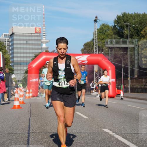 07.09.2025 - BARMER Alsterlauf Yannick Fuchs http://msf.ph/oto/8760705 07.09.2025 09:40:18 Laufen 8391, 4212 meine-sportfotos.de