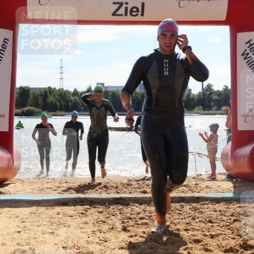 07.09.2025 - 19. Norderstedt Triathlon Luisa Fischer http://msf.ph/oto/8760713 07.09.2025 14:17:27 Schwimmen 440, 441, 446, 447, 455, 473, 1491, 1496 meine-sportfotos.de