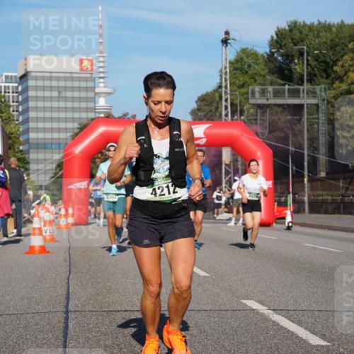 07.09.2025 - BARMER Alsterlauf Yannick Fuchs http://msf.ph/oto/8760715 07.09.2025 09:40:18 Laufen 8391, 4212, 4975 meine-sportfotos.de