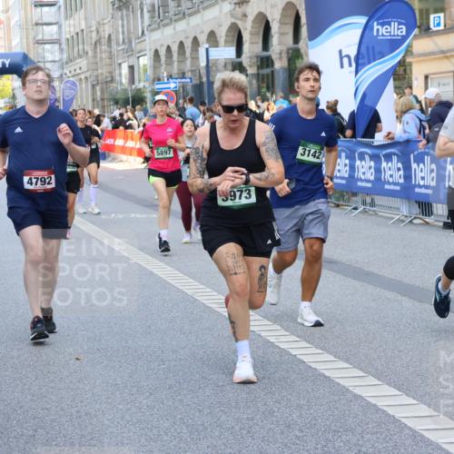 07.09.2025 - BARMER Alsterlauf Strokosch-Dieckow http://msf.ph/oto/8760718 07.09.2025 10:12:52 Ziel 2077, 2080, 2289, 2323, 2550, 2659, 2660, 3012, 3013, 3125, 3161, 3162, 3217, 3257, 3390, 3409, 3487, 3761, 3863, 4220, 4398, 4686, 4950, 5386, 5731, 5803, 5817, 5818, 5974, 5975, 6050, 8002, 8048 meine-sportfotos.de