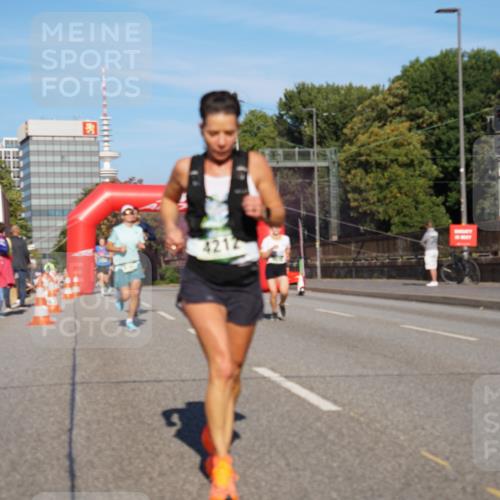 07.09.2025 - BARMER Alsterlauf Yannick Fuchs http://msf.ph/oto/8760722 07.09.2025 09:40:18 Laufen 4212 meine-sportfotos.de