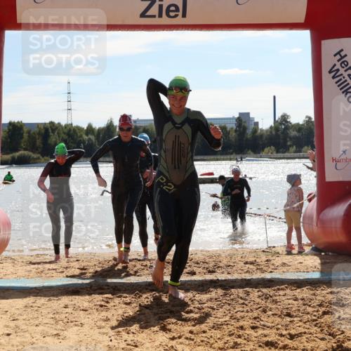 07.09.2025 - 19. Norderstedt Triathlon Luisa Fischer http://msf.ph/oto/8760728 07.09.2025 14:17:29 Schwimmen 440, 441, 446, 447, 455, 1491, 1496 meine-sportfotos.de