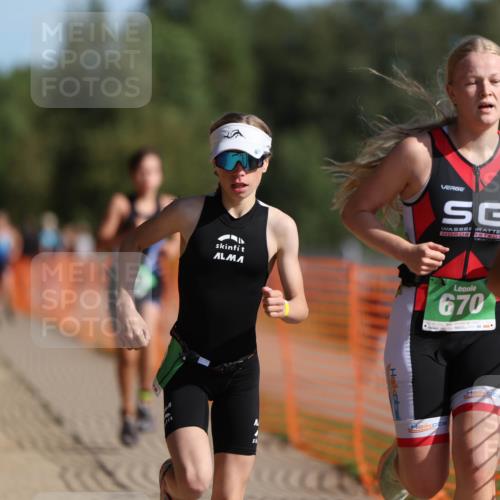 07.09.2025 - 19. Norderstedt Triathlon Michael Strokosch http://msf.ph/oto/8760788 07.09.2025 10:45:30 Laufen 57, 89, 104, 669, 670 meine-sportfotos.de