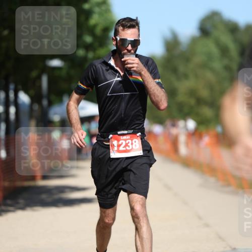 07.09.2025 - 19. Norderstedt Triathlon Michael Strokosch http://msf.ph/oto/8760794 07.09.2025 13:16:30 Laufen 265, 266, 1238 meine-sportfotos.de