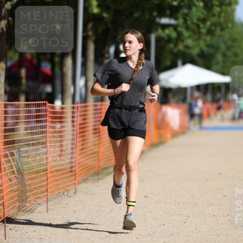 07.09.2025 - 19. Norderstedt Triathlon Michael Strokosch http://msf.ph/oto/8760799 07.09.2025 11:11:38 Laufen 666 meine-sportfotos.de