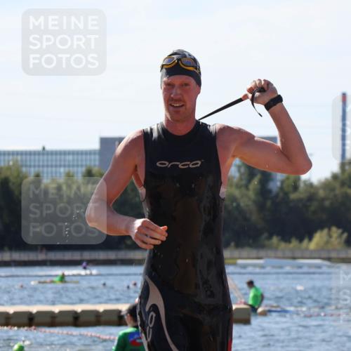 07.09.2025 - 19. Norderstedt Triathlon Luisa Fischer http://msf.ph/oto/8760805 07.09.2025 12:07:44 Schwimmen 205, 236, 1342 meine-sportfotos.de