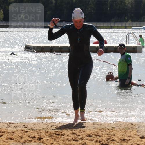 07.09.2025 - 19. Norderstedt Triathlon Luisa Fischer http://msf.ph/oto/8760807 07.09.2025 14:17:59 Schwimmen 1508 meine-sportfotos.de