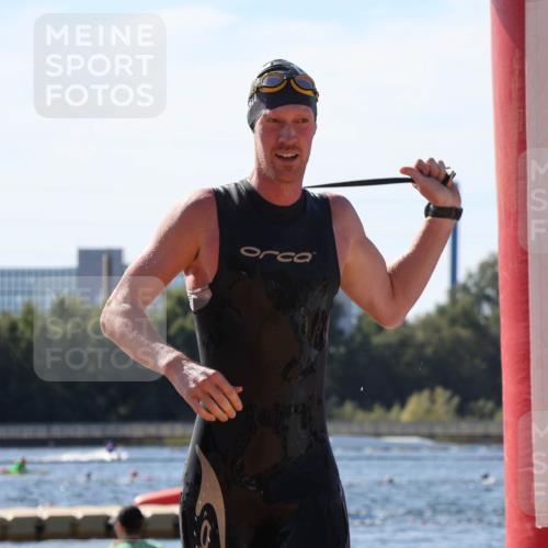 07.09.2025 - 19. Norderstedt Triathlon Luisa Fischer http://msf.ph/oto/8760810 07.09.2025 12:07:44 Schwimmen 205, 236, 1342 meine-sportfotos.de