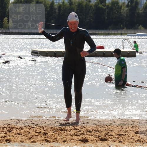 07.09.2025 - 19. Norderstedt Triathlon Luisa Fischer http://msf.ph/oto/8760813 07.09.2025 14:17:59 Schwimmen 1508 meine-sportfotos.de