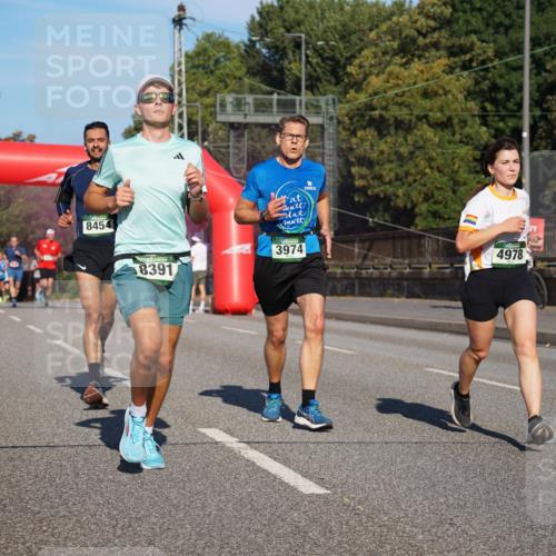 07.09.2025 - BARMER Alsterlauf Yannick Fuchs http://msf.ph/oto/8760825 07.09.2025 09:40:20 Laufen 5043, 8454, 8391, 3974, 4978 meine-sportfotos.de