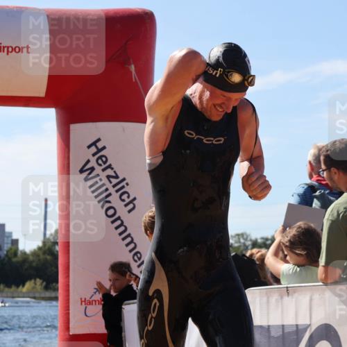 07.09.2025 - 19. Norderstedt Triathlon Luisa Fischer http://msf.ph/oto/8760833 07.09.2025 12:07:46 Schwimmen 205, 236, 1342 meine-sportfotos.de