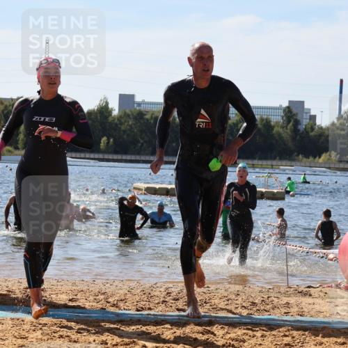 07.09.2025 - 19. Norderstedt Triathlon Luisa Fischer http://msf.ph/oto/8760839 07.09.2025 12:08:06 Schwimmen 274, 309, 1256 meine-sportfotos.de