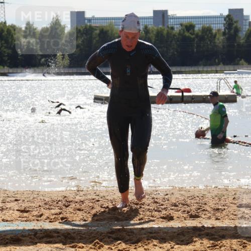 07.09.2025 - 19. Norderstedt Triathlon Luisa Fischer http://msf.ph/oto/8760841 07.09.2025 14:18:01 Schwimmen 1508 meine-sportfotos.de