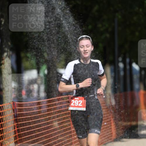 07.09.2025 - 19. Norderstedt Triathlon Michael Strokosch http://msf.ph/oto/8760847 07.09.2025 12:55:11 Laufen 292 meine-sportfotos.de